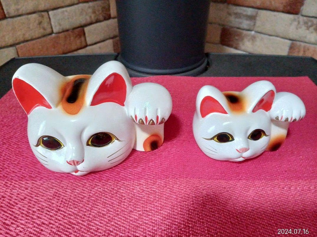 Amazon.co.jp: 愛知県常滑市 見守り猫 とこにゃん 招き猫 きもかわいい